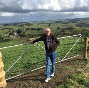 Meet your Posher, Graham